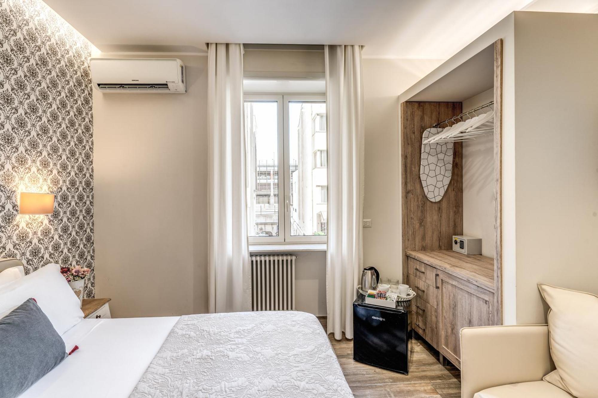 Bed & Breakfast E Caffe Deluxe *